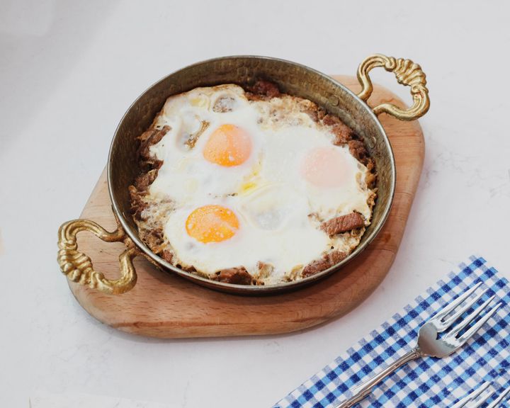 Kavurma & Eggs